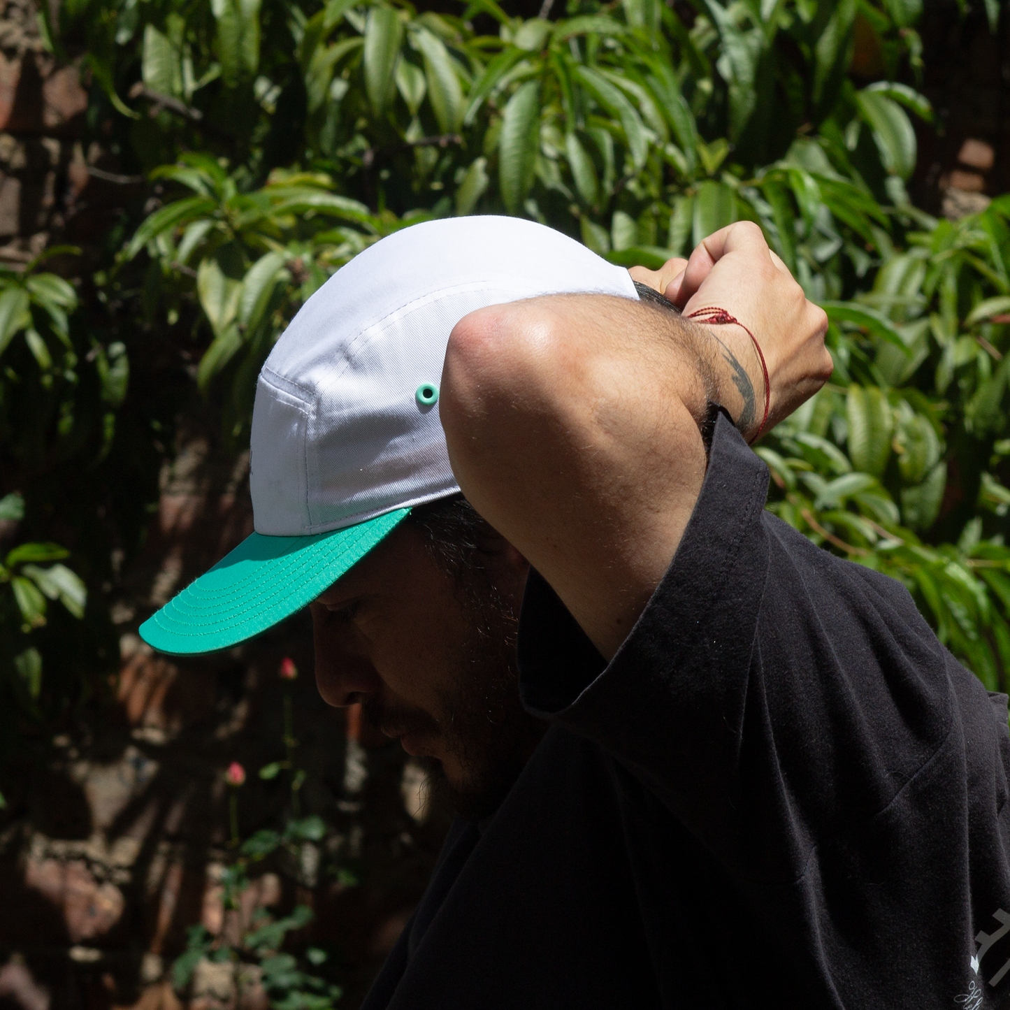 Gorra Five Panel ( Blanco-Verde )