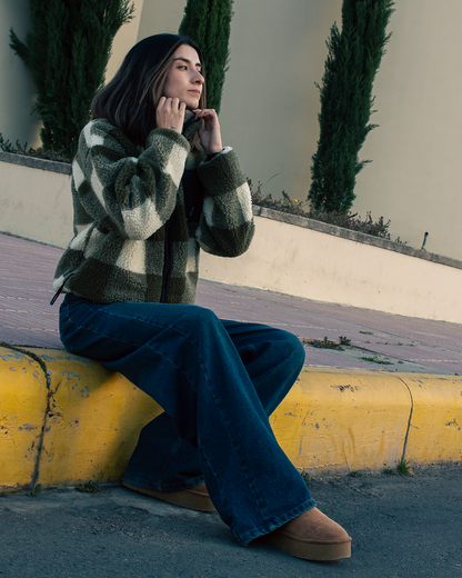 Chaqueta Polar Sierra Mujer HELP ( Cuadros Verde-Blanco )