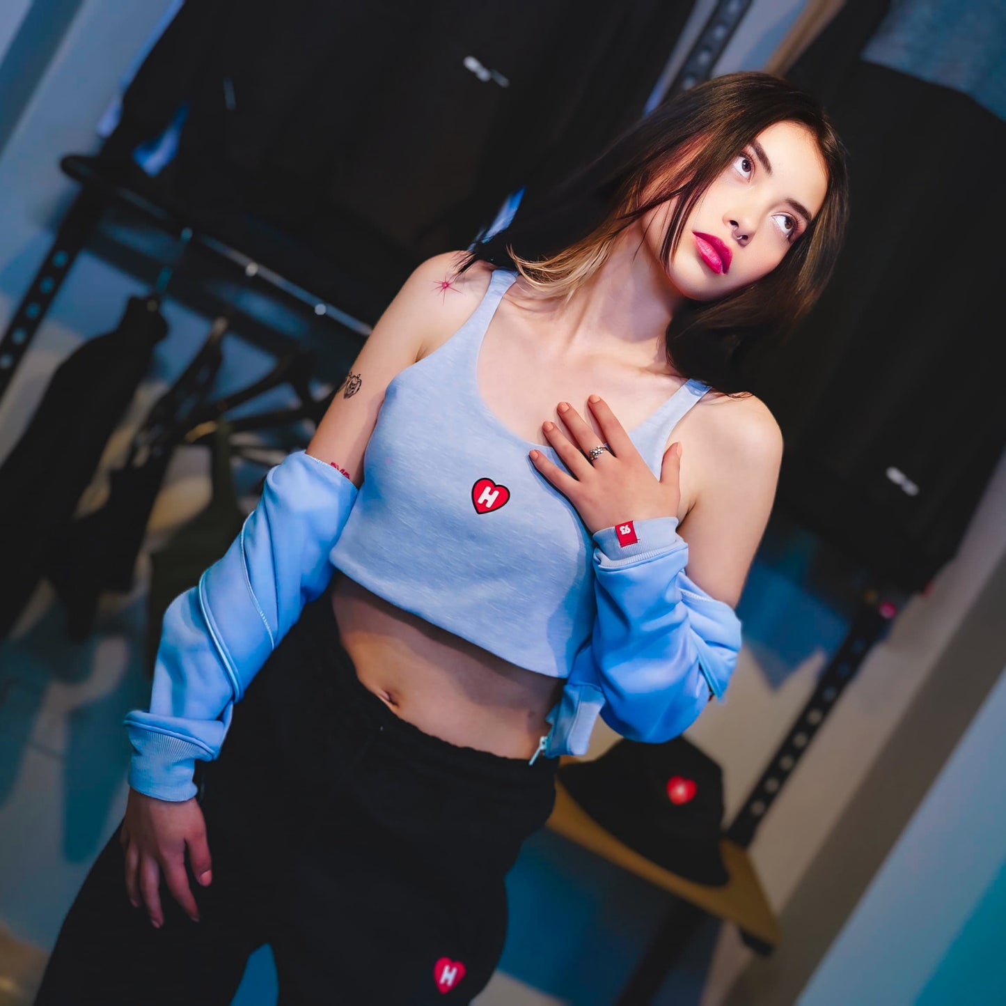 Crop Top Mujer HELP ( Azul Claro ) Edición Corazón