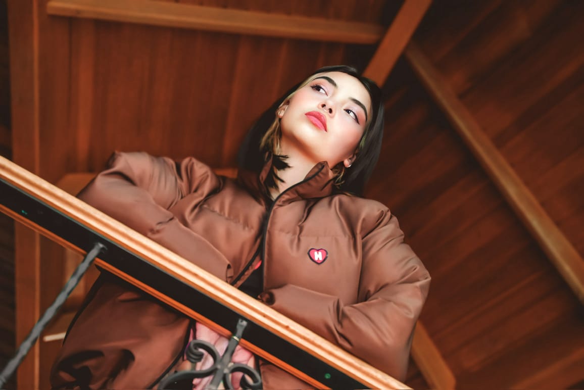 Chaqueta Puffer HELP ( Chocolate ) Edición Corazón