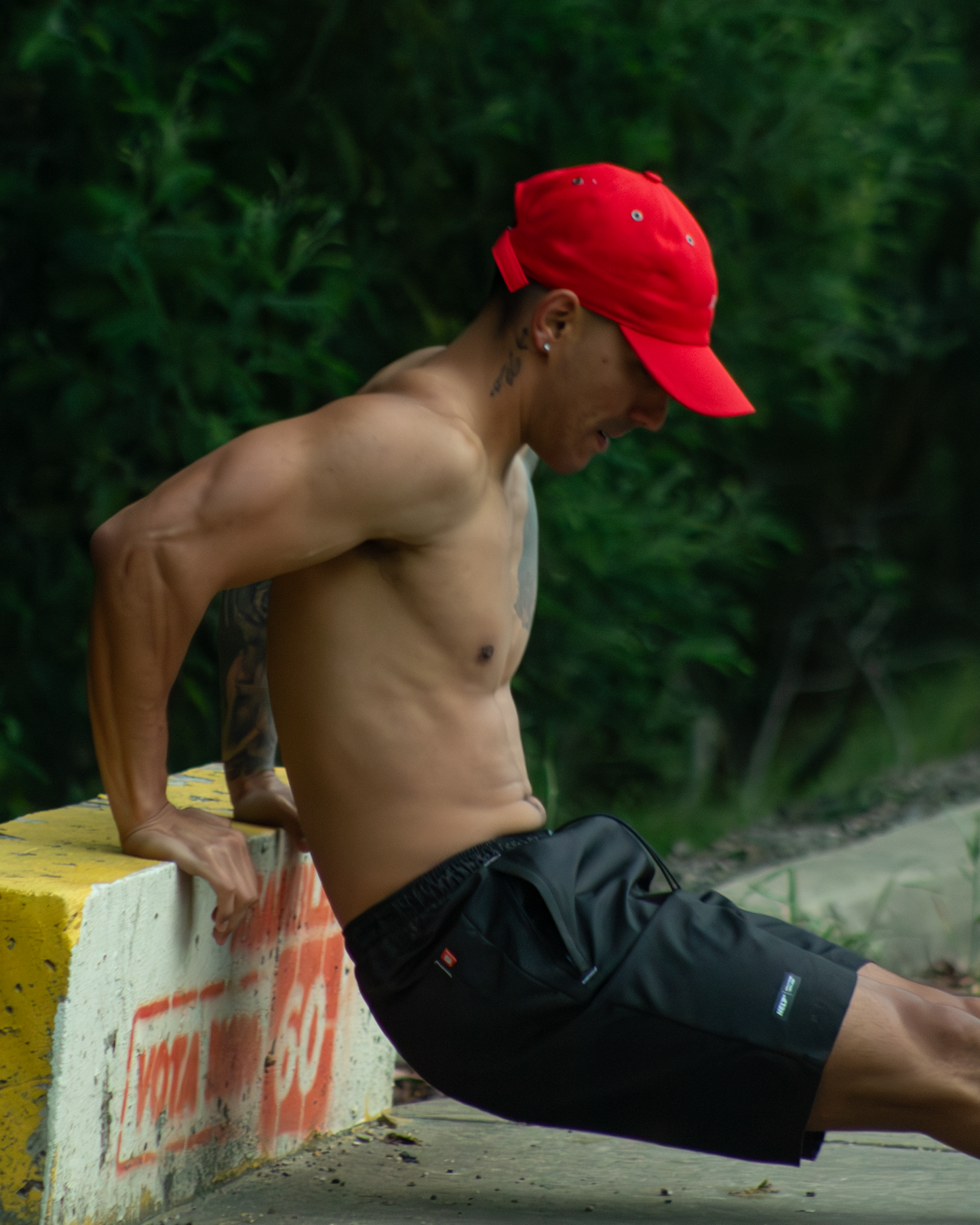 Pantaloneta Corta Deportiva Running HELP ( Negro )